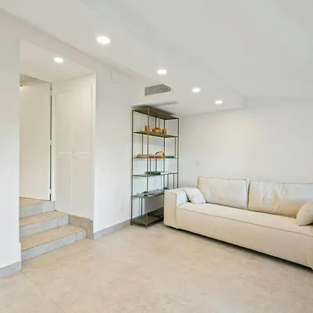 Readhostprofile Before Request! # Luxury 5-Bedroom Villa With Pool Appartamento Cagnes-sur-Mer