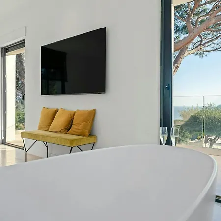 Appartamento Readhostprofile Before Request! # Luxury 5-Bedroom Villa With Pool
