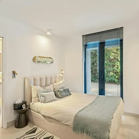 Readhostprofile Before Request! # Luxury 5-Bedroom Villa With Pool Cagnes-sur-Mer