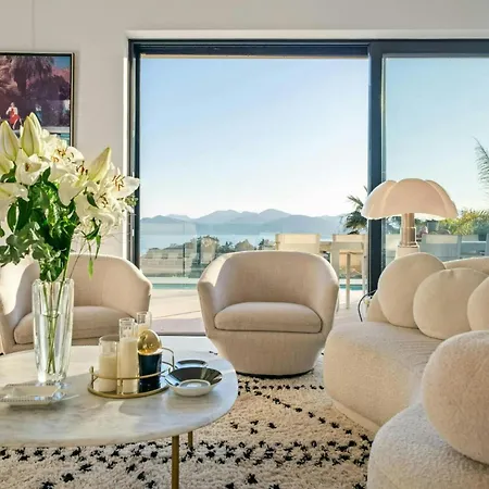 Appartamento Readhostprofile Before Request! # Luxury 5-Bedroom Villa With Pool