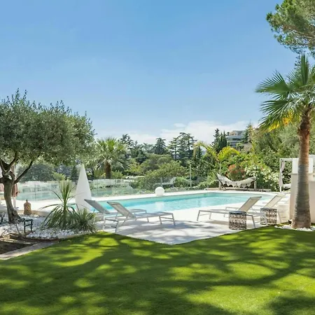 Readhostprofile Before Request! # Luxury 5-Bedroom Villa With Pool Cagnes-sur-Mer
