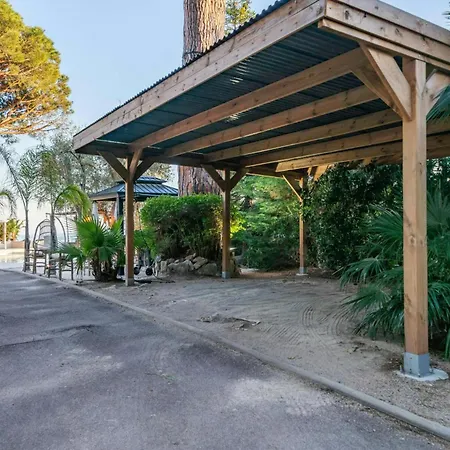 Appartamento Readhostprofile Before Request! # Luxury 5-Bedroom Villa With Pool *